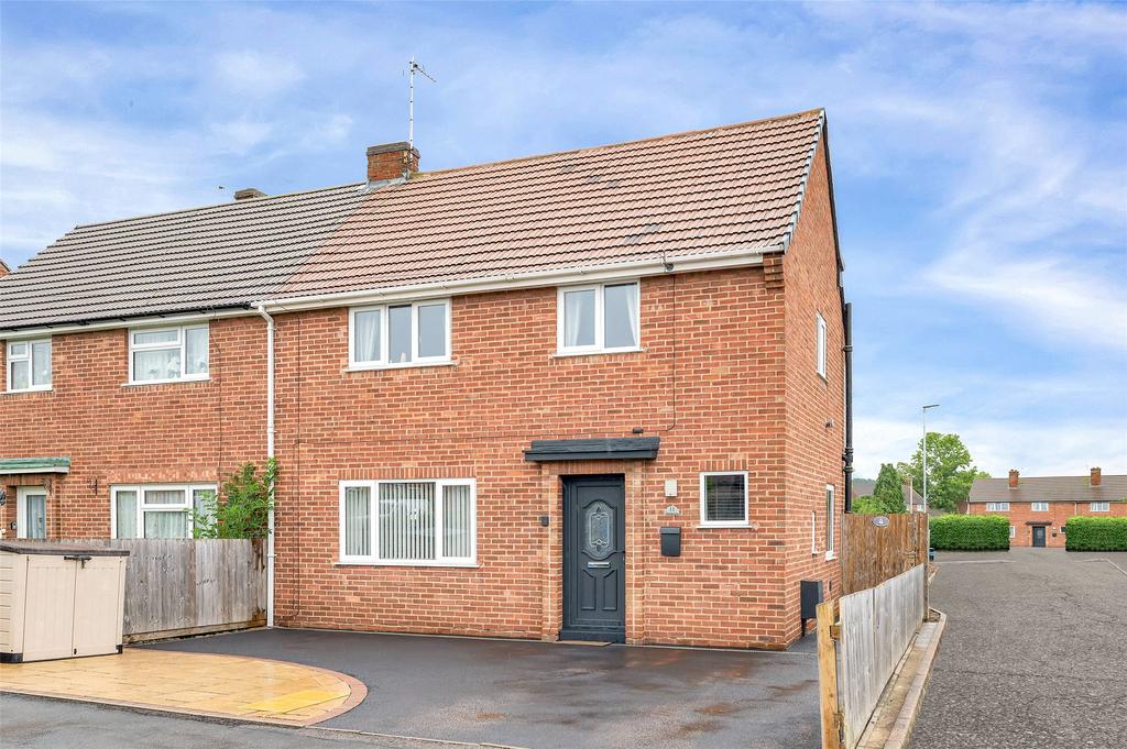 Charnwood Avenue, Asfordby, Melton Mowbray 3 bed semidetached house for sale £229,950