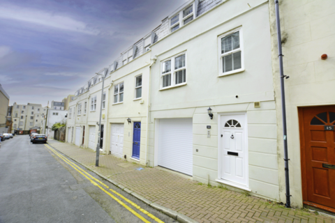 undefined, Brighton BN1