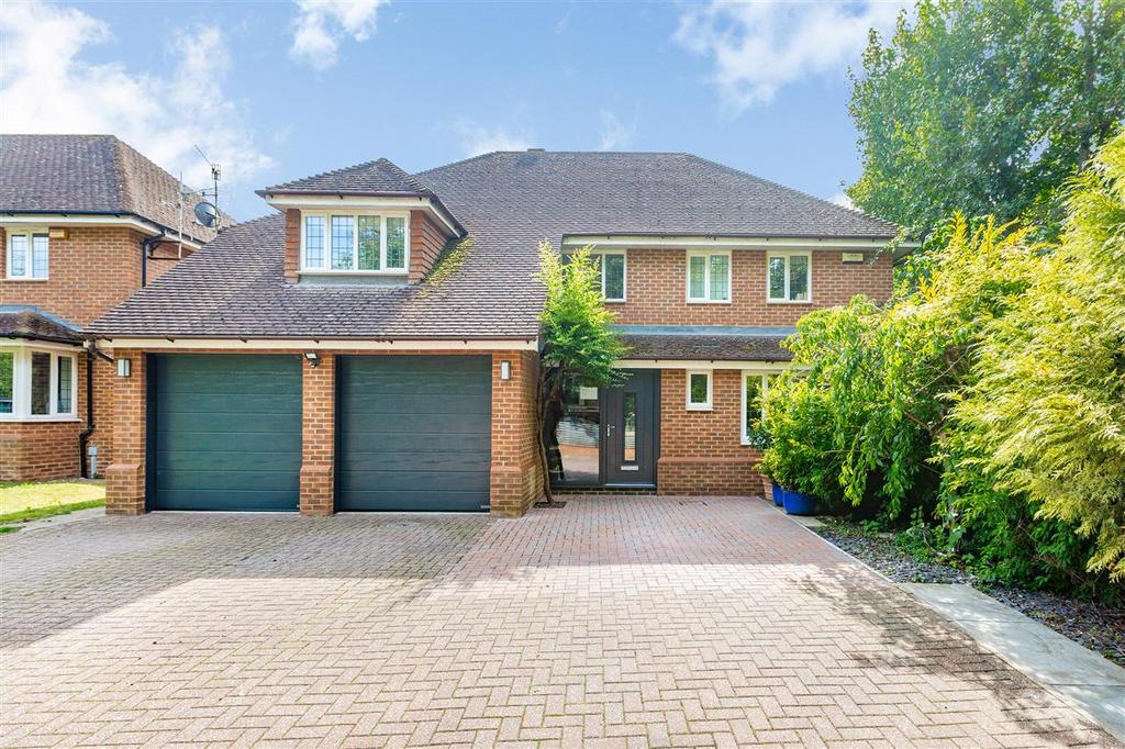 Jasmine Close, Chartham 5 bed detached house for sale £750,000