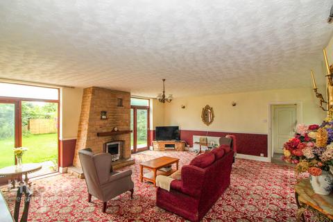 Beckondale Division Lane, Blackpool, FY4 5EA