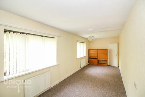 Beckondale Division Lane, Blackpool, FY4 5EA