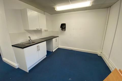 Office to rent, SF Unit 2 Viceroy House, Mountbatten Business Centre, Southampton, SO15 1HY