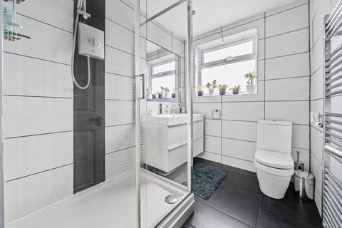 216 Langley Way, West Wickham, BR4 0DU