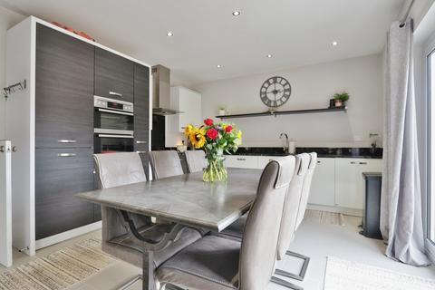 47 Clipson Crest, Barton-upon-humber, DN18 5GW