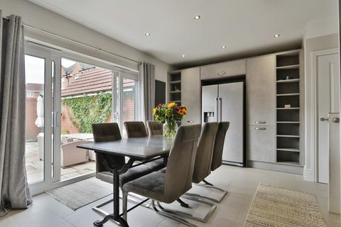 47 Clipson Crest, Barton-upon-humber, DN18 5GW