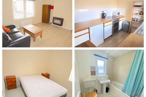 undefined, South Gyle Wynd, Edinburgh, EH12