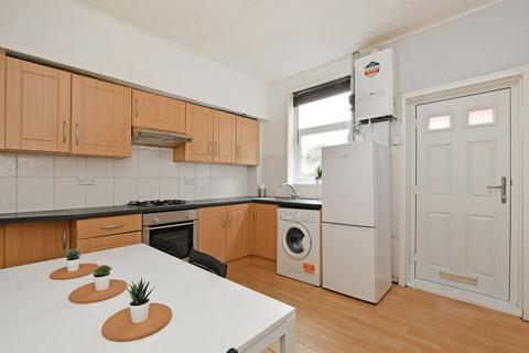 3 bedroom house share to rent, Ashford Road, Sheffield