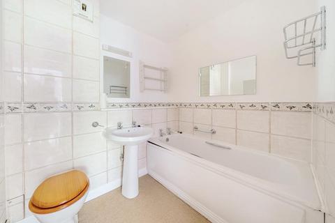 2 bedroom retirement property for sale - Cedars Village,  Chorleywood,  WD3