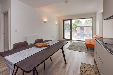 2 bedroom flat to rent, Hope Square, Altrincham, WA14