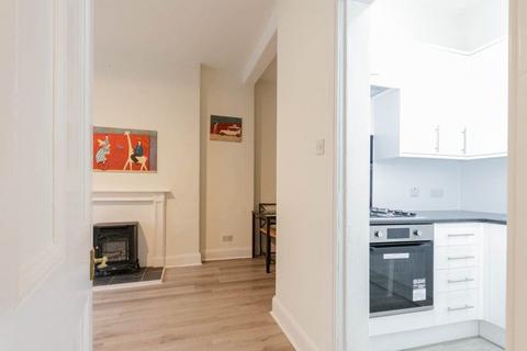 1 bedroom flat to rent, 2197L Gorgie Road, Edinburgh, EH11 1TX