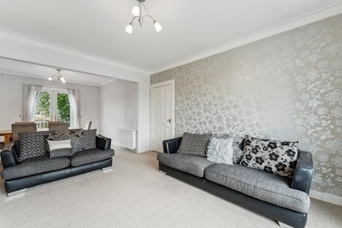 106 Kilpatrick Gardens, Clarkston, Glasgow, G76 7RL