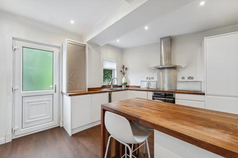 106 Kilpatrick Gardens, Clarkston, Glasgow, G76 7RL