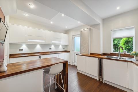 106 Kilpatrick Gardens, Clarkston, Glasgow, G76 7RL