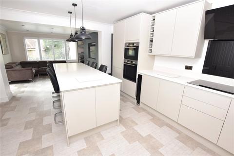 3 bedroom link detached house for sale, Ormesby Chine, South Woodham Ferrers, Essex, CM3