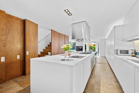 undefined, Blenheim Crescent, London