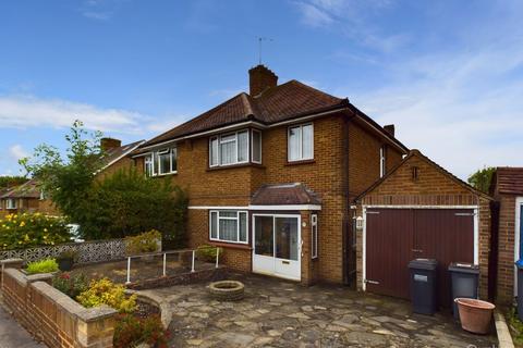 15 Rawlins Close, South Croydon, CR2 8JS