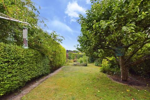 15 Rawlins Close, South Croydon, CR2 8JS