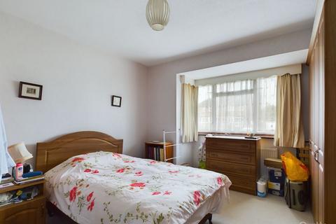 15 Rawlins Close, South Croydon, CR2 8JS