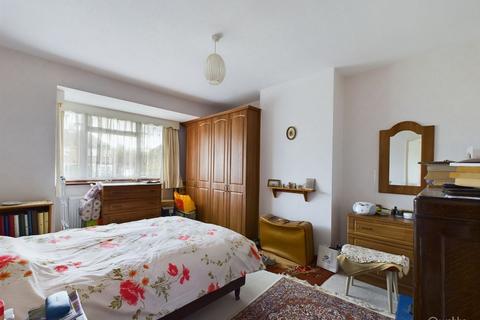 15 Rawlins Close, South Croydon, CR2 8JS