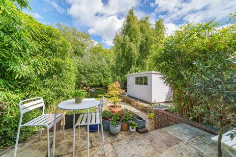 48 Sutherland Grove, London, SW18 5PU