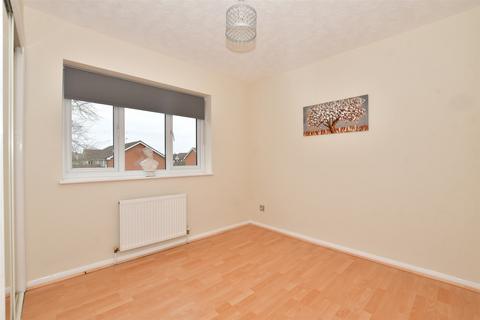 33 Eagle Close, Waltham Abbey, EN9 3NA