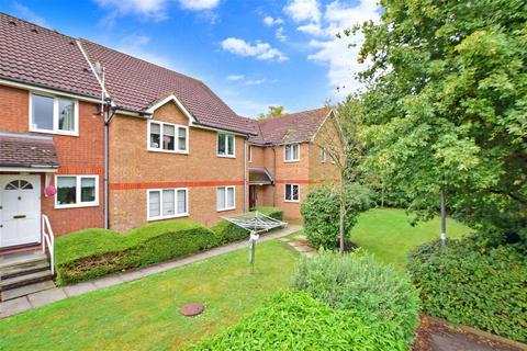33 Eagle Close, Waltham Abbey, EN9 3NA