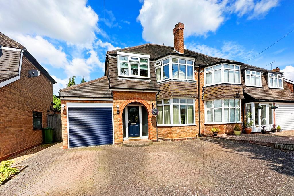 Cheltondale Road, Solihull, B91 3 bed semidetached house £515,000