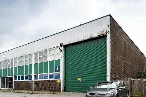 Industrial unit to rent, Lower William Street, Southampton, SO14 5QE