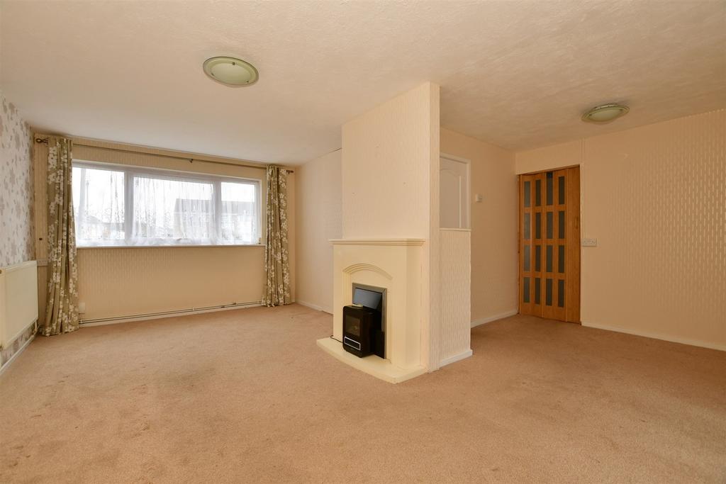 Brookfield Road, Ashford, Kent 3 bed end of terrace house for sale £