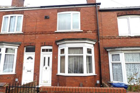 2 bedroom terraced house to rent, Burton Avenue,Balby,Doncaster, DN4