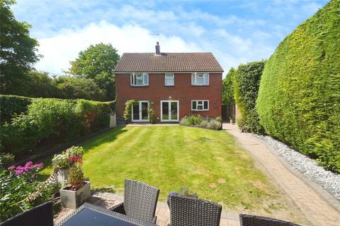 5 bedroom detached house for sale, The Finchingfields, Kelvedon Hatch, Brentwood, Essex, CM15