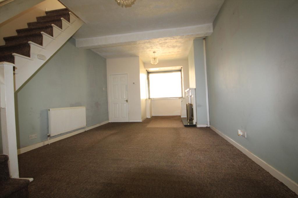 Irene Avenue, Durham Street, Hull, East Yorkshire. HU8 8RX 2 bed end of