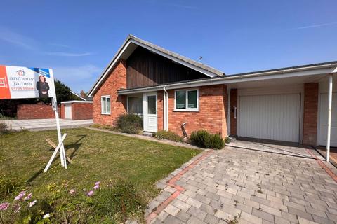 3 bedroom detached bungalow to rent, Harington Road, Formby, Liverpool