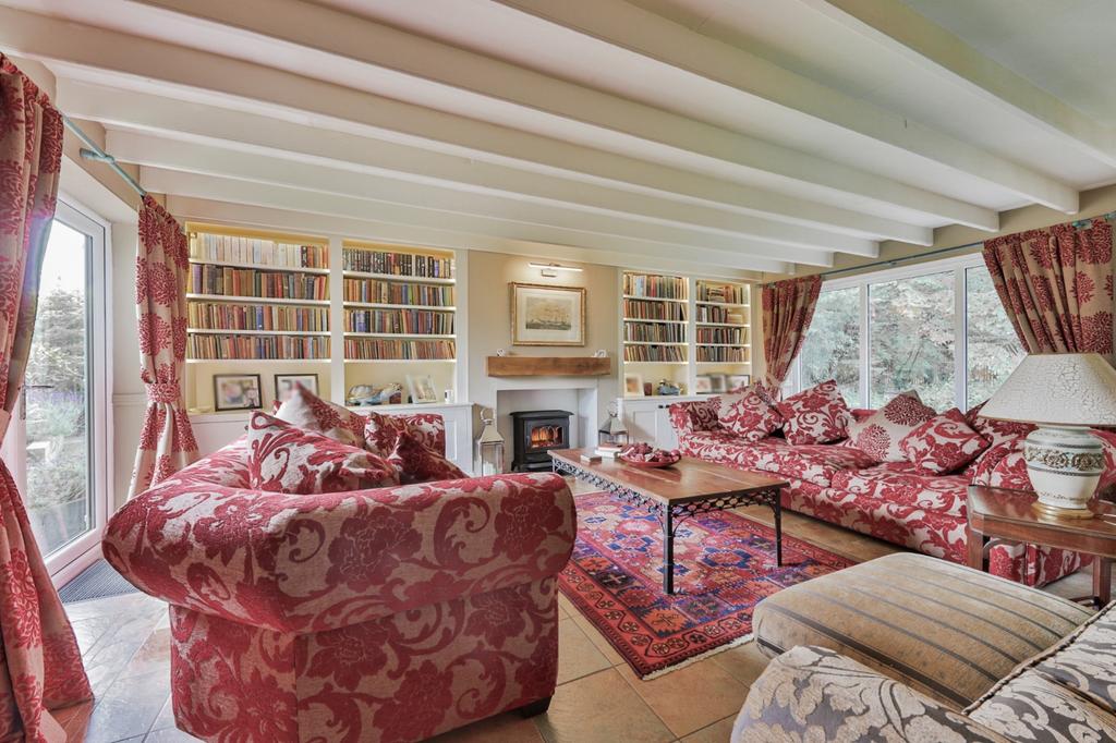 North End, Roos, Hull, East Riding of Yorkshire, HU12 0HX 5 bed