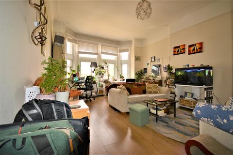 1 bedroom flat to rent, Woodville Road, Ealing, Ealing, W5