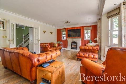 46 Petworth Close, Great Notley, Braintree, CM77 7XS