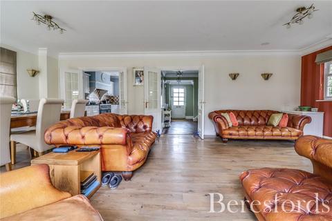 46 Petworth Close, Great Notley, Braintree, CM77 7XS