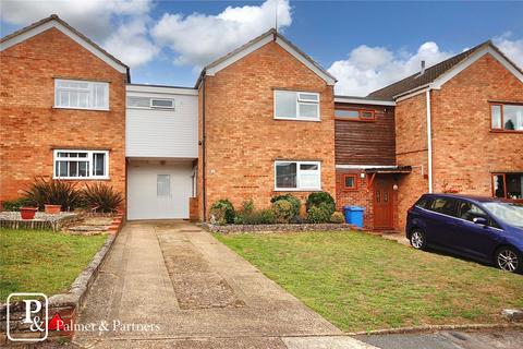 4 Burghley Close, Ipswich, IP2 9BX