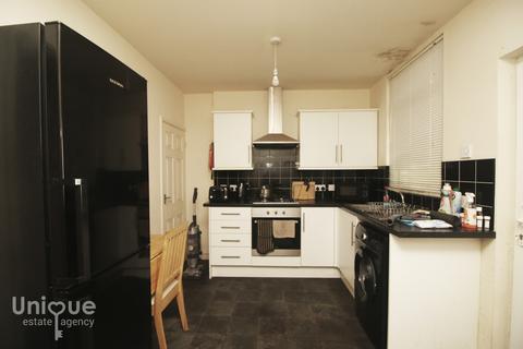 2 bedroom terraced house for sale - Poulton Street,  Fleetwood, FY7