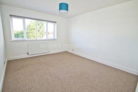 undefined, Chestnut Grove, New Malden