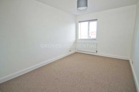 undefined, Chestnut Grove, New Malden