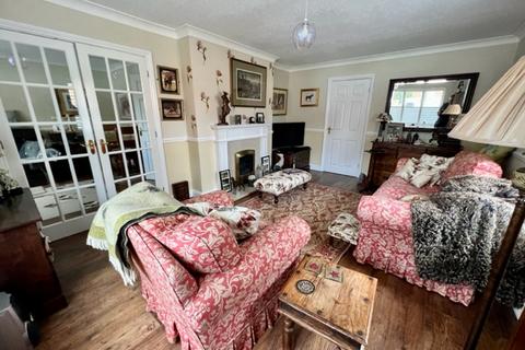 3 bedroom detached bungalow for sale - 14 Stutte Close Louth LN11 8YN