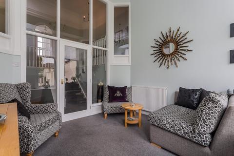 3 bedroom flat for sale - 3 Nether Kirkton House, Nether Kirkton Way, Glasgow, G783QQ