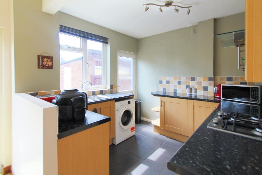 Whitehall Road, Evington, Leicester, LE5 3 bed semidetached house for