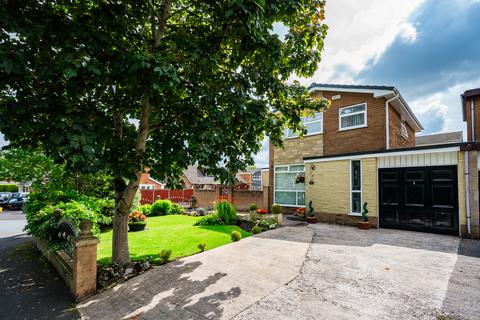 4 bedroom detached house for sale, Cleveland Avenue, Winstanley, Wigan, WN3