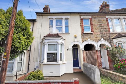 2 bedroom terraced house for sale, Stanmore Road, Belvedere, DA17