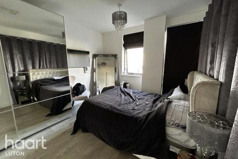 undefined, Kings Road, Stevenage