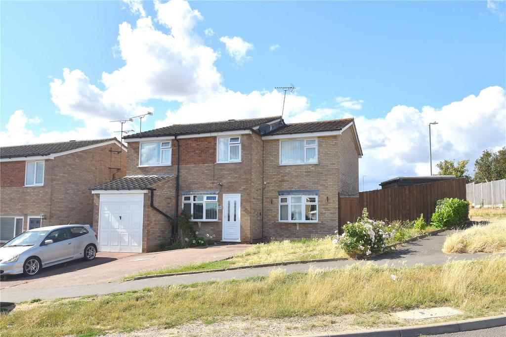 Sheldrake Drive, Ipswich, Suffolk, IP2 4 bed detached house for sale
