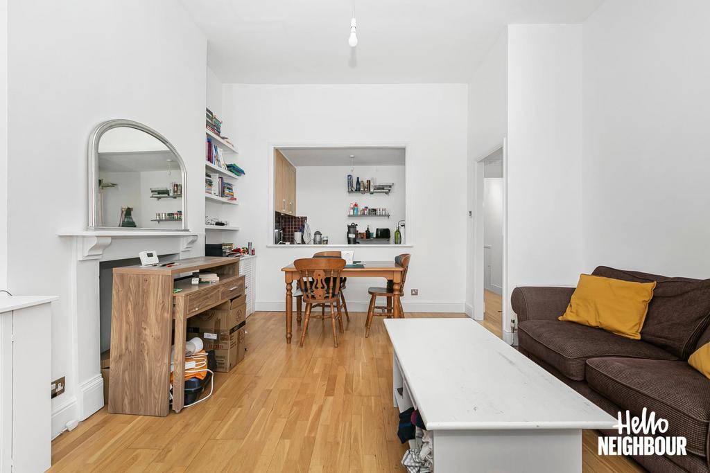 Apartment in London - View 4