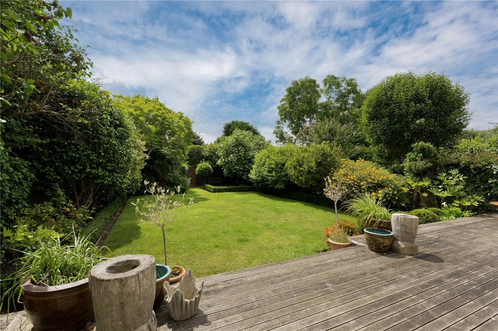 Deck/Garden